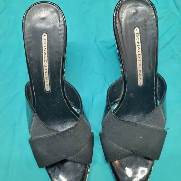 Donald J. Pliner Brand Wedge Heels Size 7 - Picture 4 of 5
